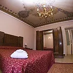 La Bussola 3*